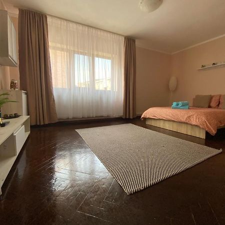 Apartament Apartament Leya Deva Zewnętrze zdjęcie